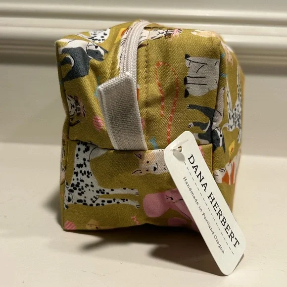 Dana Herbert Dog Print Cosmetic Case - Picture 4 of 12